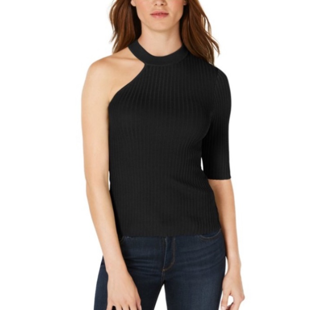 Black Single Sleeve Top